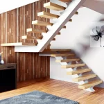 Escalera moderna en tubo de gran dimensión de hierro color blanco vista lateral