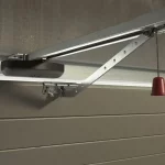 Motor ADVANCE N para puertas seccionales de garaje – Silencioso y eficiente | Metal Hive