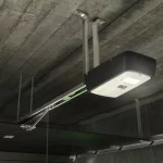 Motor SPACE N para puertas seccionales residenciales – Silencioso y seguro | Metal Hive