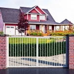 puerta corredera de tubos de hierro color blanco