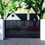 puerta corredera de tubo color negro