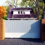 puerta corredera de tubo color blanca