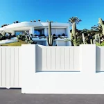 valla de ocultación en metal color blanco