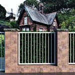 valla decorativa en tubos de hierro color blanco