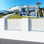 valla de ocultación en metal color blanco