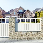 valla decorativa en metal color blanco