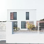 valla de malla electro-soldada con bastidor color blanco