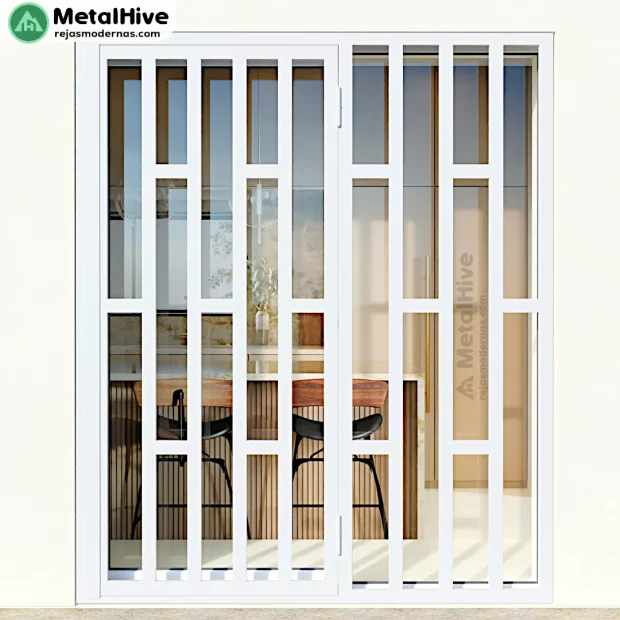 Reja de seguridad para puertas, modelo Danea, con un fijo y una puerta abatible, en color blanco, de Cerrajería MetalHive